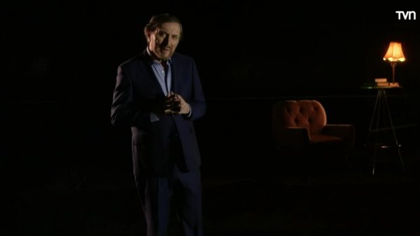 Carlos Pinto presenta "La Monja"

