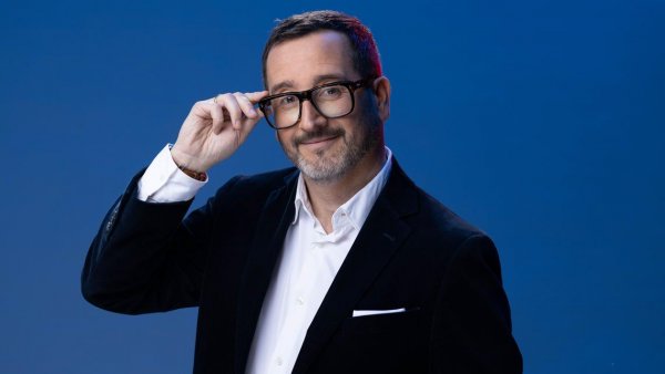 Hoy gran estreno de "Buenas Noches a Todos" junto a Eduardo Fuentes
