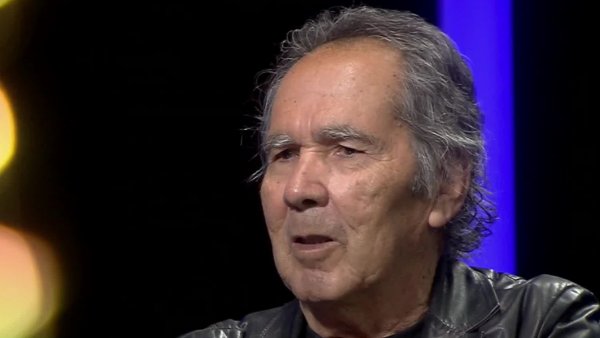 Hernán Rivera Letelier: "Quiero que me recuerden como un poeta de las cosas simples"
