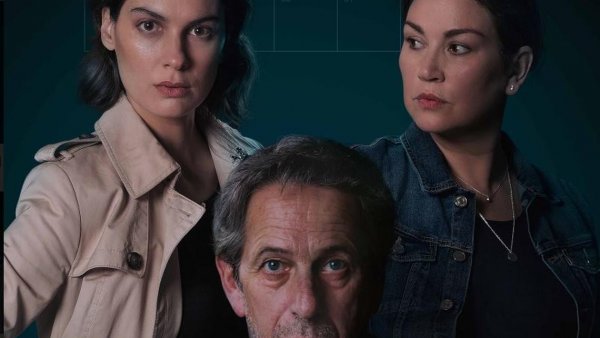 Javiera Contador sobre "En Terapia": "Es una serie súper buena y entretenida"
