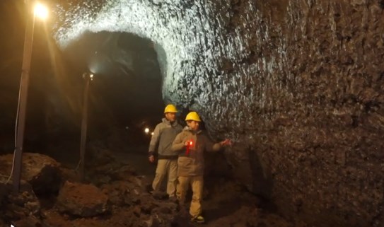 "Vámonos de viaje": Gino Costa nos presenta las cuevas volcánicas del Rucapillán
