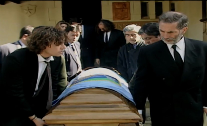 Sucupira Capítulo 138: Funeral en Sucupira
