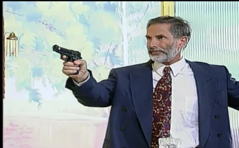 Sucupira capítulo 8: Federico enfrenta a Rafael
