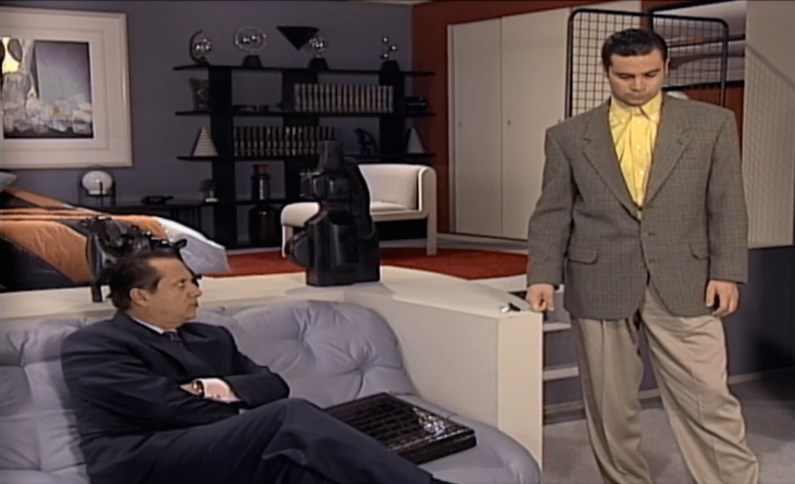 Rojo y Miel Capítulo 50: Javier en problemas
