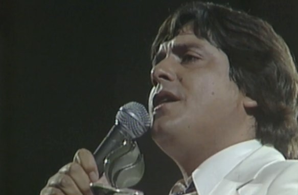 "Él derribó una barrera social con la música": Amigos destacan el legado de Zalo Reyes
