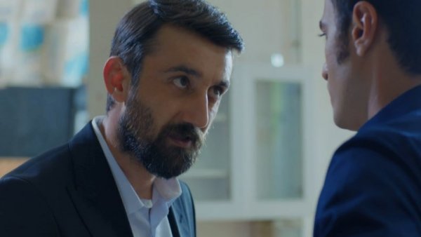 El escape de Hakan

