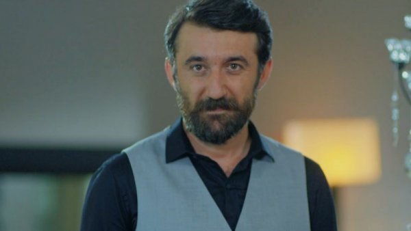 Hakan en problemas | Amor sin Recetas T1E21
