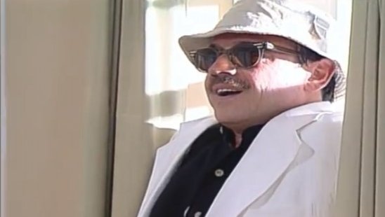 Renato chantajea a Regina
