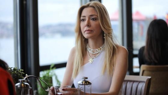 Nebahat Atakul (Simge Selçuk)