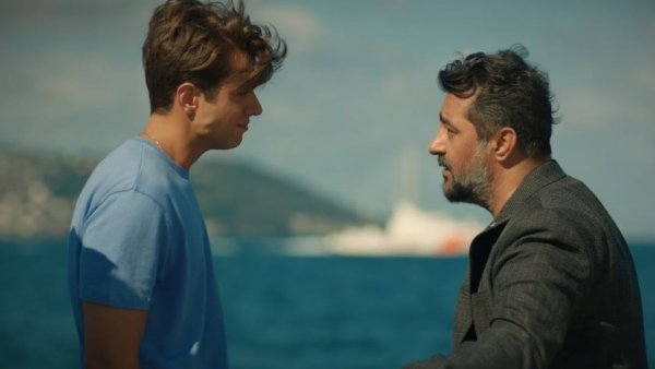 Doruk enfrenta a su padre | Todo por mi familia - T1E42
