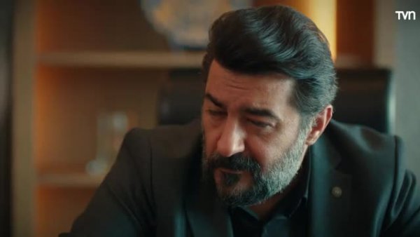 Omer acepta el trato que le propuso Akif
