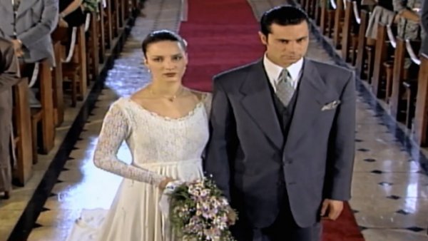 Rojo y Miel Capítulo 58: La boda de Claudia
