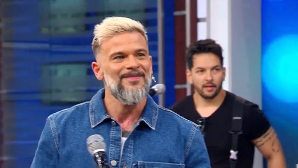Pedro Capó nos encanta con sus mejores temas en el "Buenos Días a Todos"

