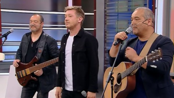 "Una y mil veces": Natalino presenta su nuevo tema en el BDAT
