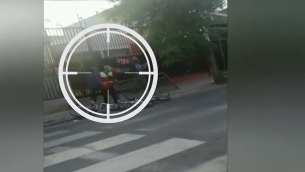 Miserables: Delincuentes roban rejas, portones y señaléticas de colegios en Lo Prado
