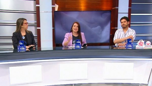 Chilena adoptada ilegalmente regresa al país para encontrar a su familia
