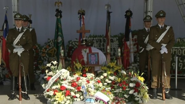 Melipilla, bomberos y carabineros despiden al sargento Carlos Retamal
