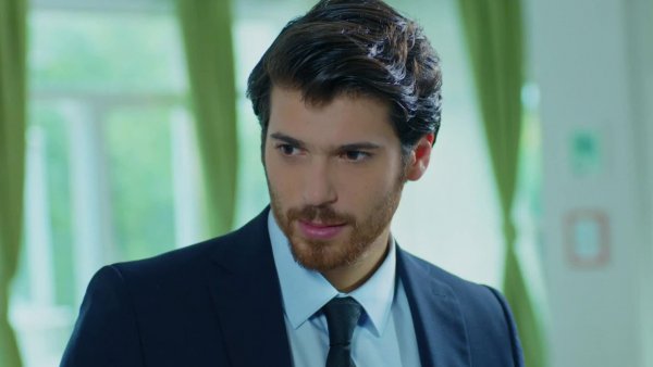 Ferit va por Nazli | Amor sin Recetas T1E25
