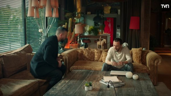 Resul ve el video que muestra a Akif asesinar al padre de los hermanos Eren
