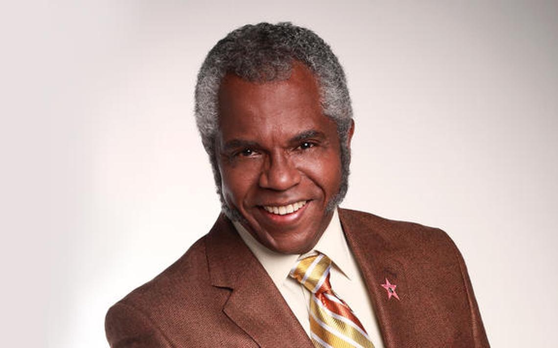 Willie Denton es Pedro Knight adulto
