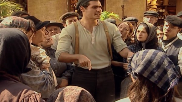 Matteo alza la voz en la hacienda
