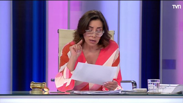 La advertencia de Carmen Gloria: "Los intereses en Chile están regulados"
