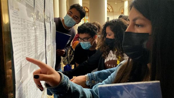 Más de 2 mil vacantes para ingresos especiales tendrá la Universidad de Chile este 2023
