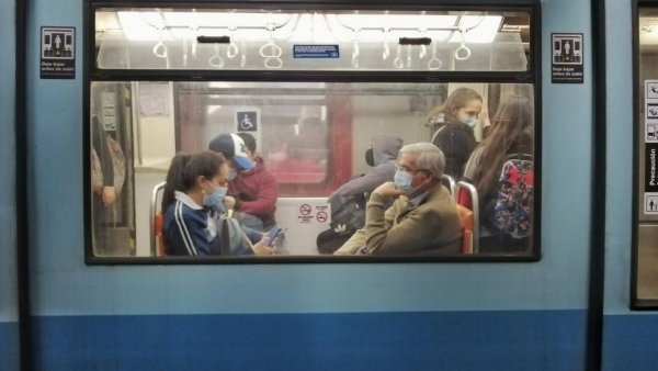 Metro adelanta apertura los sábados y retoma horarios previo a la pandemia
