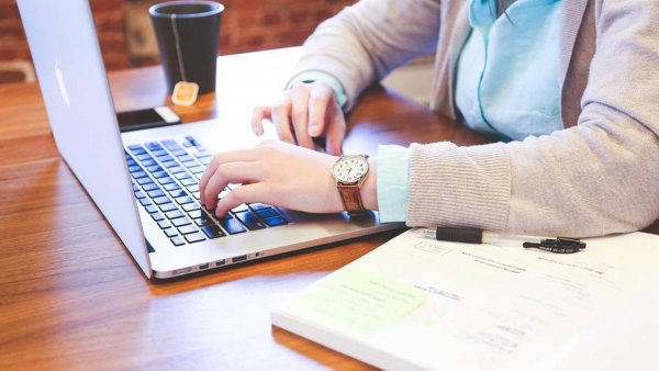 SENCE habilita nuevo "buscador de cursos sin costos" : conoce cómo postular y requisitos

