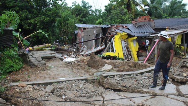 Suben 33 los muertos tras un deslizamiento de tierra en Colombia
