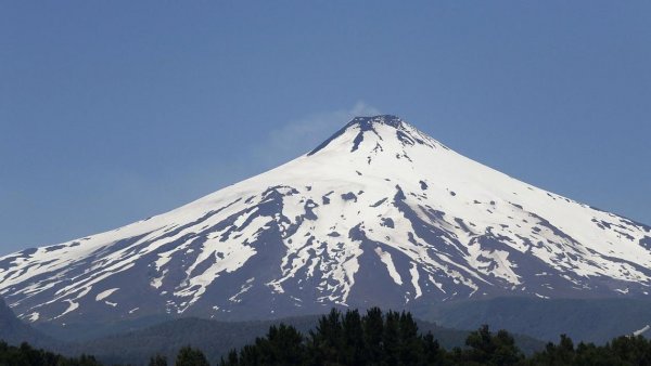 Verde, amarilla, naranja y roja: ¿qué significa cada alerta volcánica del Sernageomin?
