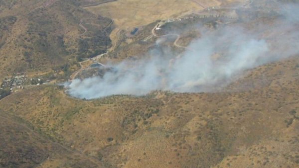 Onemi declara Alerta Roja para la comuna de Talagante por incendio forestal
