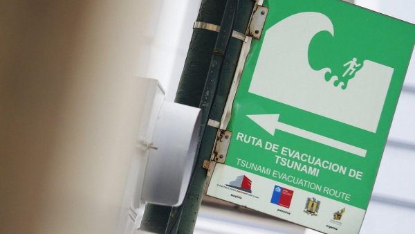 SHOA descarta tsunami en Chile tras fuertes temblores en Oceanía
