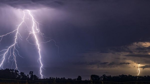 Alerta por probables tormentas eléctricas en 6 regiones para este miércoles
