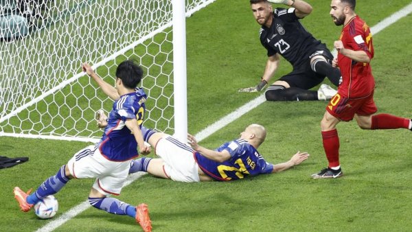 ¿Salió o no salió la pelota? Esta es la explicación del polémico gol de Japón
