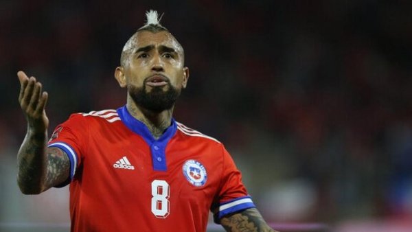 "La mufa es real": La imagen que publicó Arturo Vidal durante el partido de Ecuador
