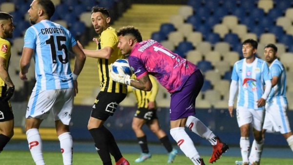 Primera B: Magallanes deja ir la victoria en la agonía y Wanderers se aleja de la liguilla
