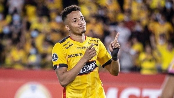 Abogado ecuatoriano asegura que Byron Castillo demandará a la Federación Chilena
