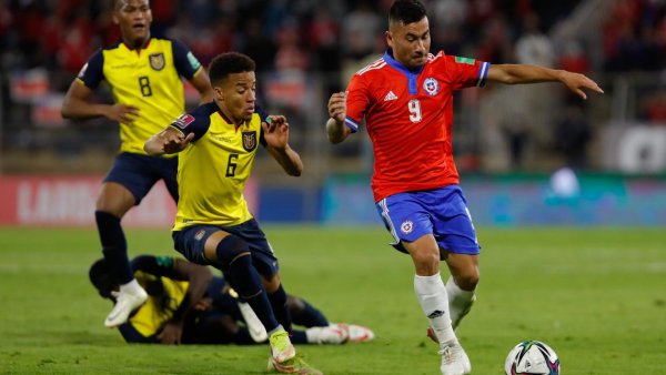Caso Byron Castillo: Lo que viene para Chile tras el fallo de la FIFA
