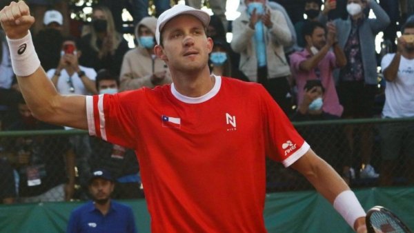 ¡Nicolás Jarry cierra la victoria de Chile sobre Perú en la Copa Davis!
