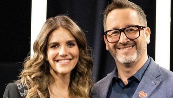 TVN confirma a María Luisa Godoy y Eduardo Fuentes como los animadores oficiales del "Buenos Días a Todos"
