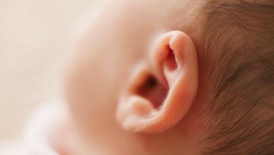 La importancia de la detección temprana de problemas de audición en niños
