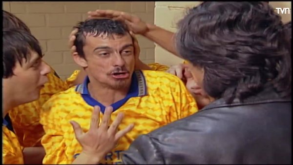"Sucupira, La Comedia" Capítulo 13: El bambino de oro
