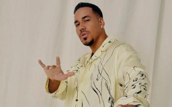 ¡Para no creerlo!: Romeo Santos rompe récord y suma séptimo concierto en Chile

