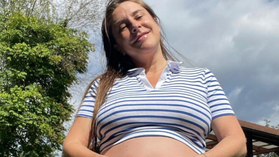 Paty López comparte emotivo registro del nacimiento de su hijo

