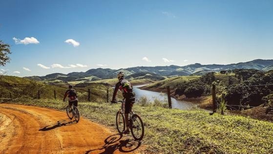 Conoce tu bicicleta ideal para realizar actividades al aire libre
