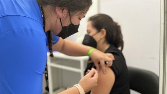 La Florida fortalece vacunación contra influenza con módulos especiales para facilitar adhesión al proceso
