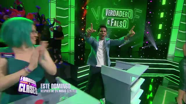 Este domingo en "Famosos a Clases": María Eugenia Larraín VS. Daniel Valenzuela
