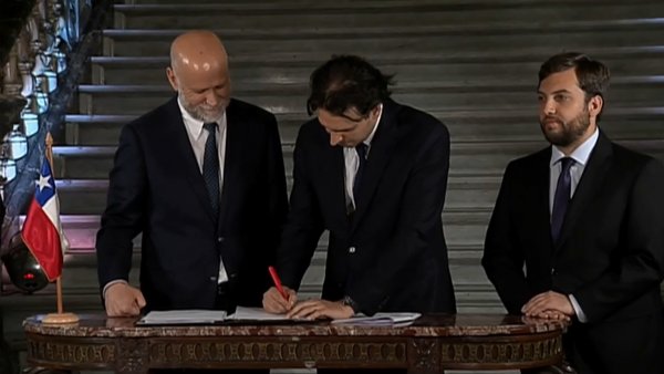 Fechas, expertos y voto obligatorio: Lo que debes saber del nuevo acuerdo constituyente
