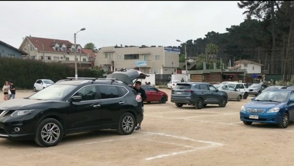 Los costosos precios de los estacionamientos en el litoral central
